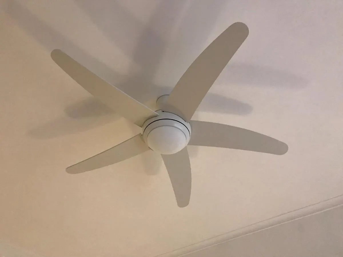 Questa Casa Non E Un Albergo Ciu-Atr 9390-9 Rzym 0*,