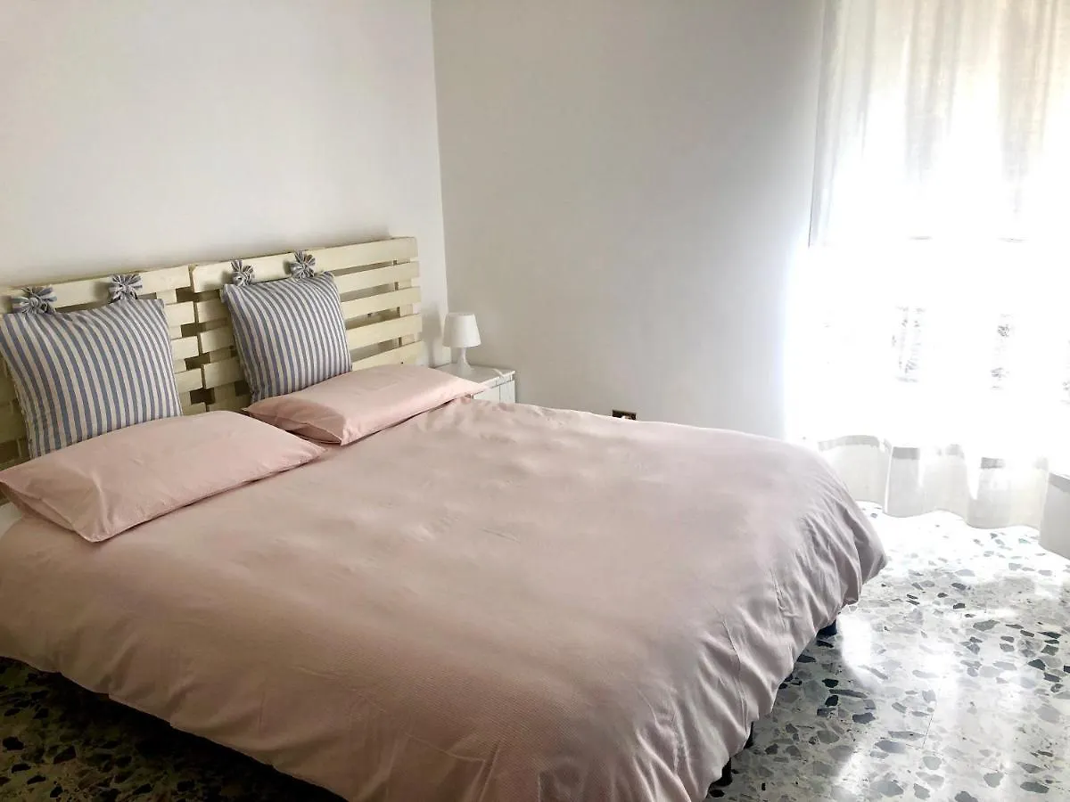 Questa Casa Non E Un Albergo Ciu-Atr 9390-9 Rzym Włochy