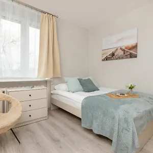 Cosy With Balcony In By Renters Apartament Gdańsk