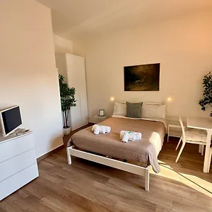 Loft Corso Trieste Free Parking & Kitchen Dom wakacyjny Bari