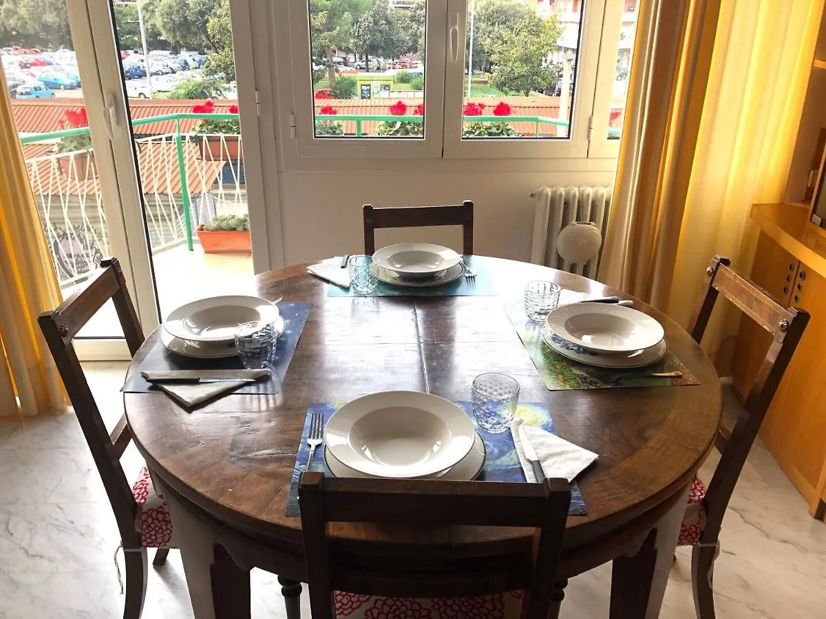 Apartment Questa Casa Non E Un Albergo Ciu-Atr 9390-9 Rome