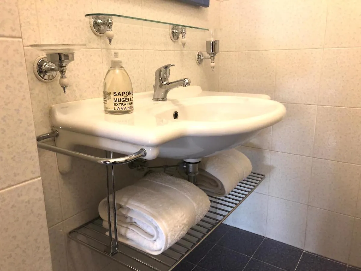 Questa Casa Non E Un Albergo Ciu-Atr 9390-9 Rome Apartment