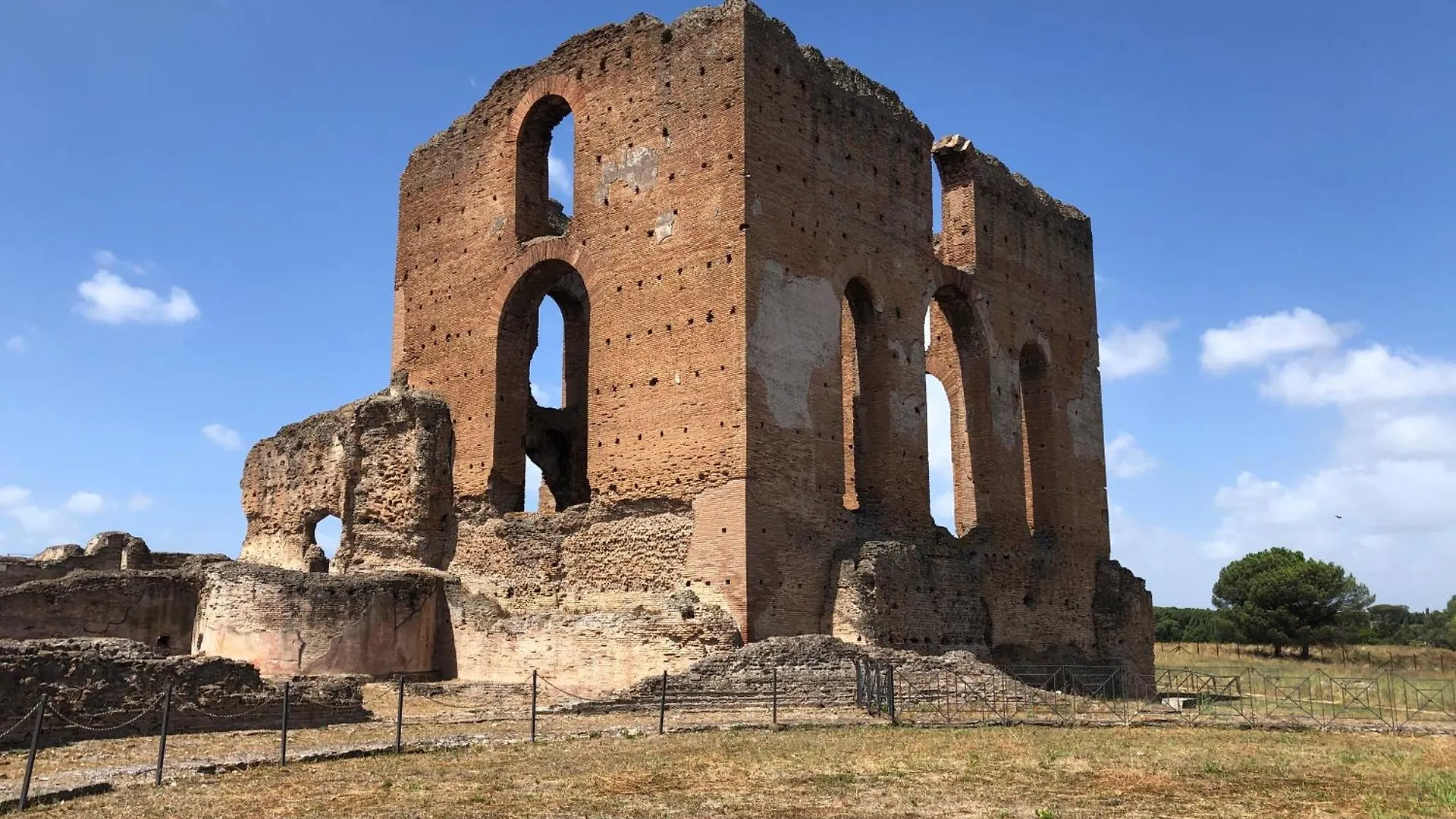 Questa Casa Non E Un Albergo Ciu-Atr 9390-9 Rome 0*,